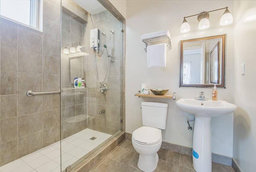 silver-hills-house-for-sale-2nd-bathroom