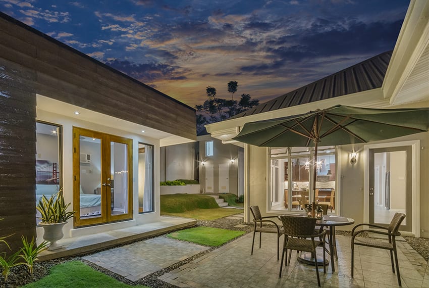 silver-hills-house-for-sale-outdoor-night