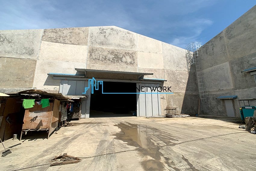 6400-sqm-warehouse-for-rent-in-mandaue-3rd-warehouse-entrance