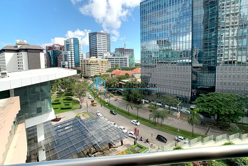 lower-floor-2-bedroom-parkpoint-residence-for-sale-balcony-view-railing