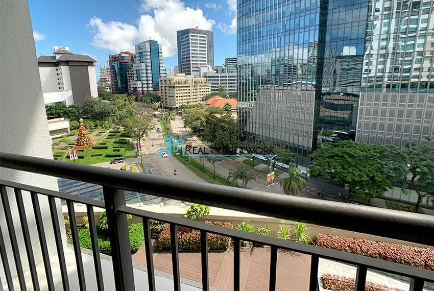 lower-floor-2-bedroom-parkpoint-residence-for-sale-masters-balcony