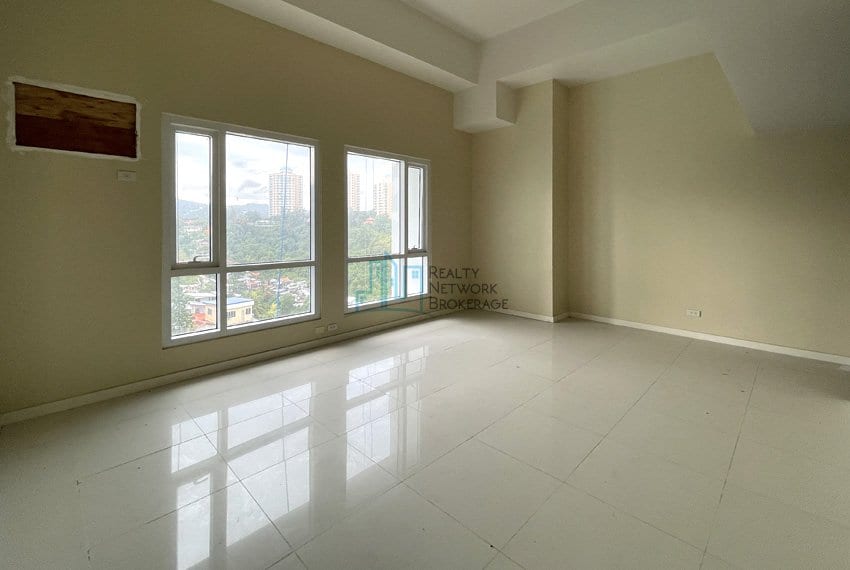 2-bedroom-in-marco-polo-cebu-for-sale-3nd-room