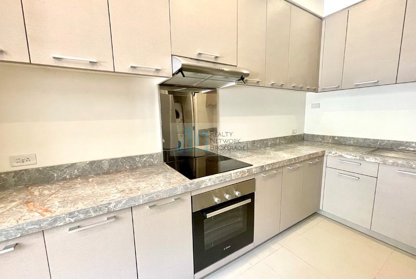 3-bedroom-in-32-sanson-cebu-for-rent-dining-kitchen