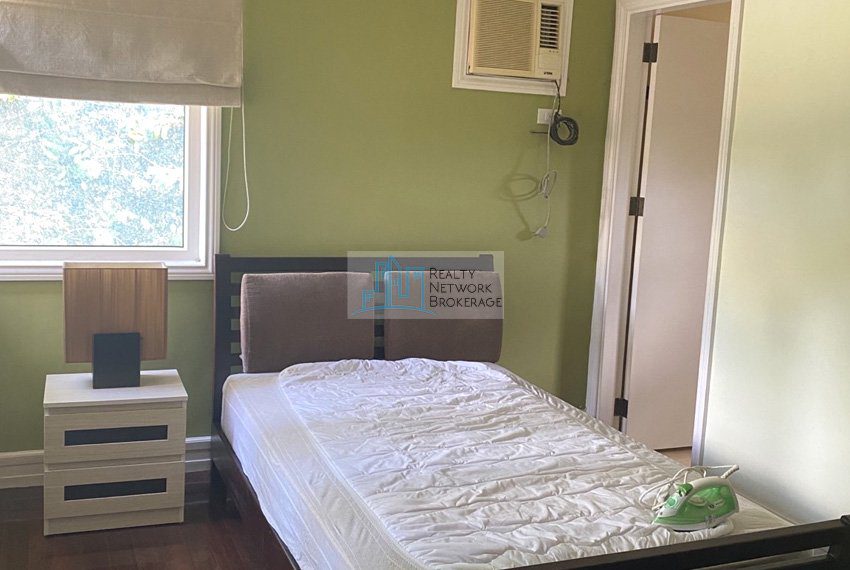 4-bedroom-maria-luisa-house-for-sale-1br