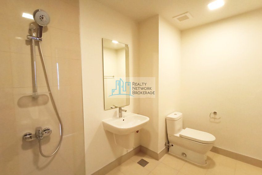 the-alcoves-cebu-2-bedrooms-for-sale-toilet