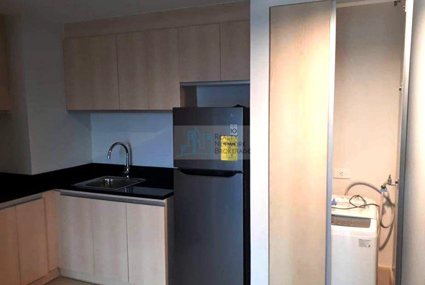 1-bedroom-fully-furnished-for-sale-in-solinea-tower-1-laundry