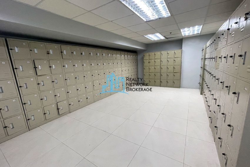 1000 SqM, Office Space For Rent In IT Park-LOCKER2