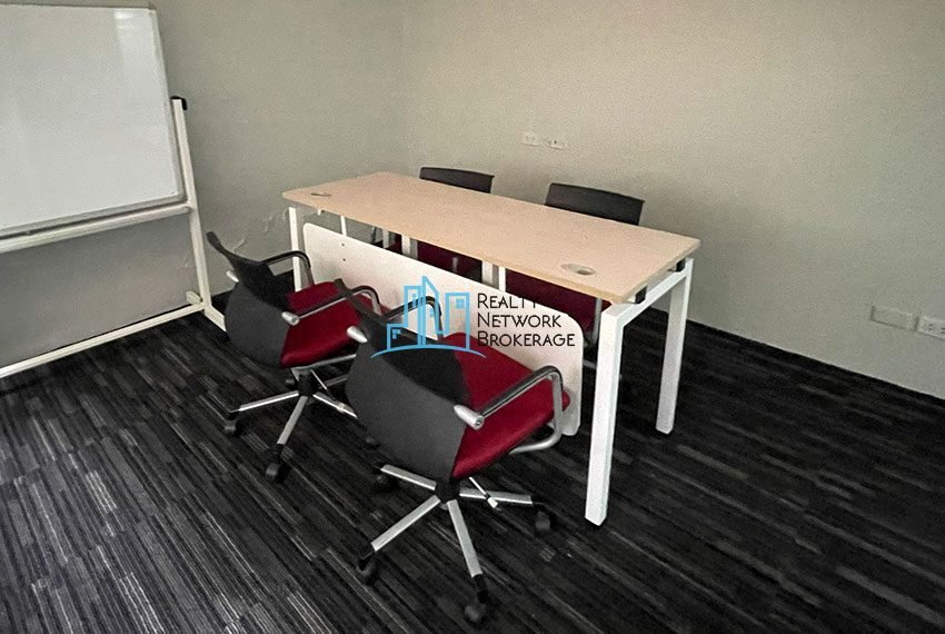 1000 SqM, Office Space For Rent In IT Park-ROOM