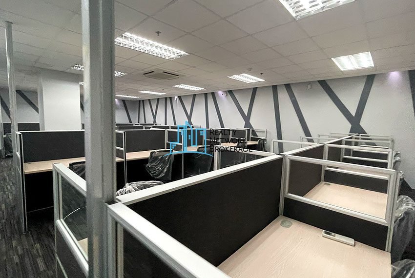 1000 SqM, Office Space For Rent In IT Park-WORKSPACE1.1