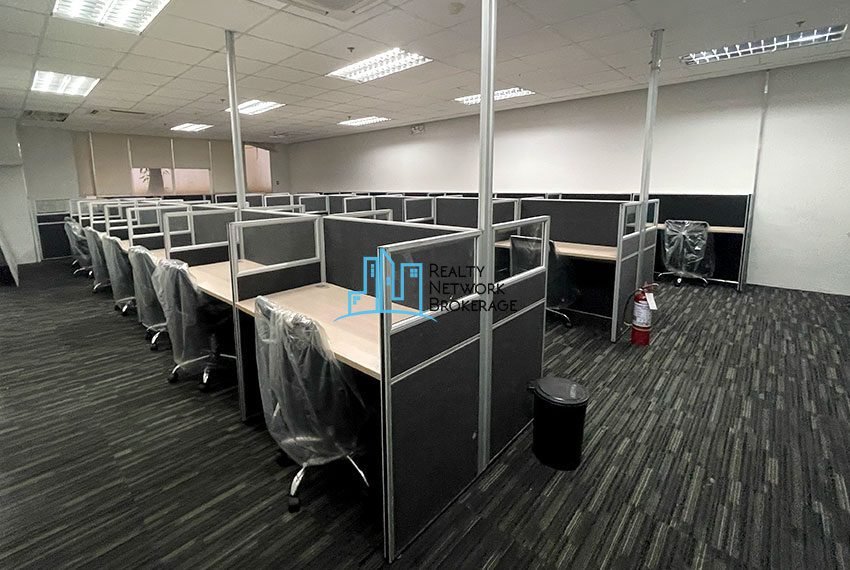 1000 SqM, Office Space For Rent In IT Park-WORKSPACE3