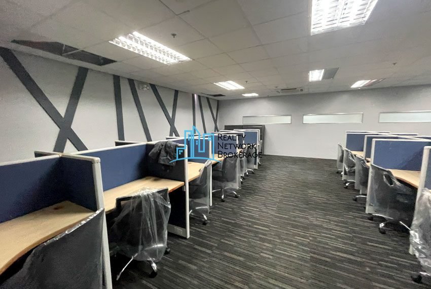 1000 SqM, Office Space For Rent In IT Park-WORKSPACE4