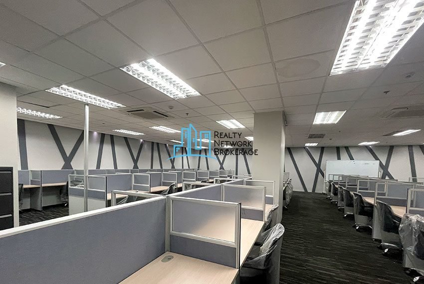 1000 SqM, Office Space For Rent In IT Park-WORKSPACE6