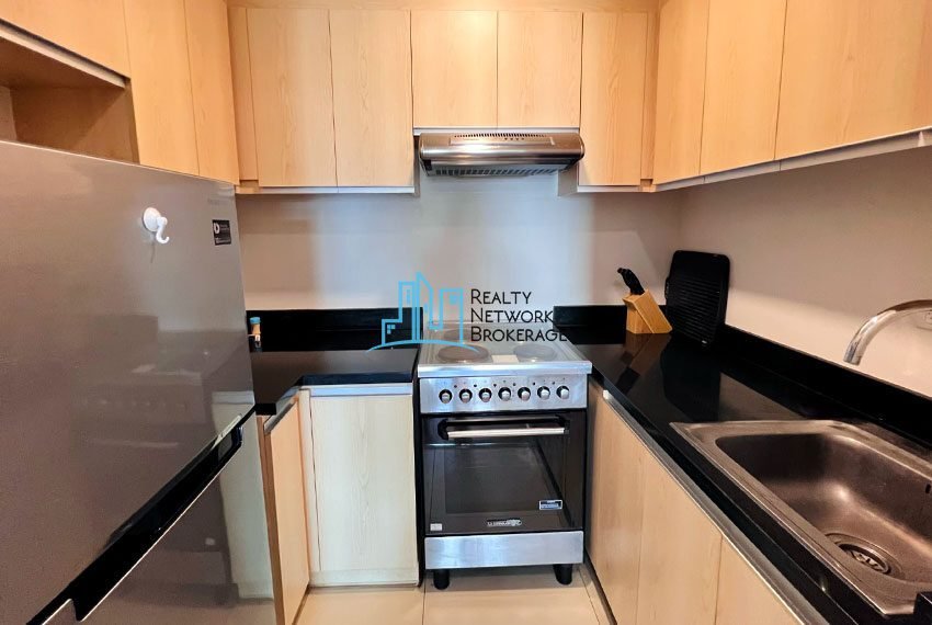 2 Bedroom For Rent In Solinea Tower 1-KITCHEN