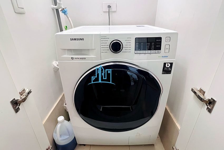 2 Bedroom For Rent In Solinea Tower 1-LAUNDRY-AREA