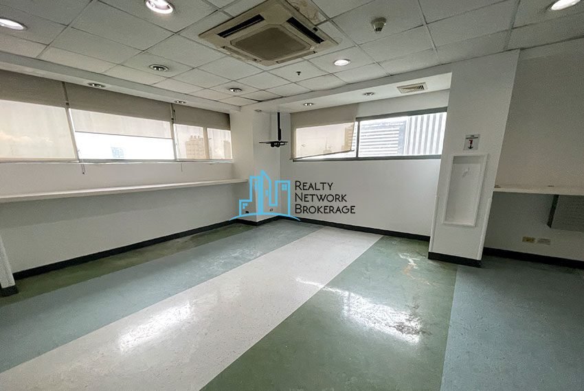 Office Space For Rent In IT Park, 1000 SqM-SPACE3