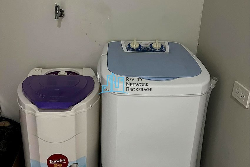 2 Bedroom For Rent In Avalon BEDROOM3.jpg LAUNDRY-AREA