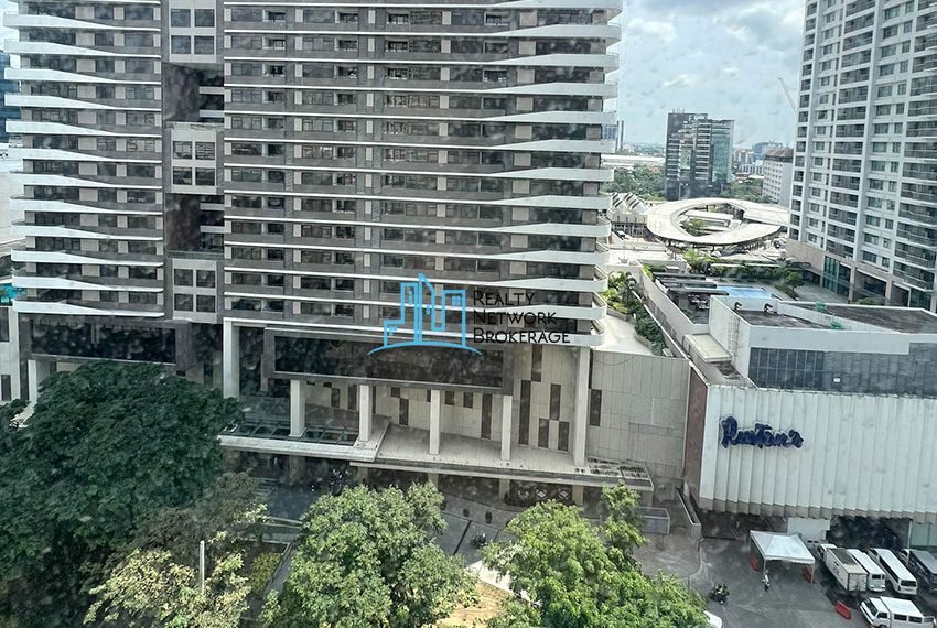 2 Bedroom For Rent In Avalon BEDROOM3.jpg VIEW