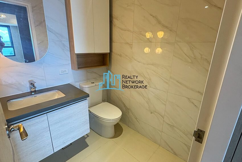 Mandani - 3 Bedroom Corner Unit- 20