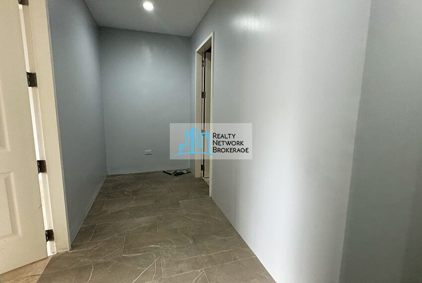 3 Bedroom Unit PIC 10