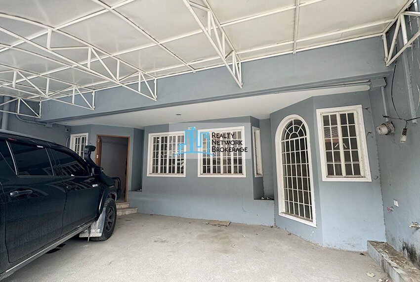 3 Bedroom Unit PIC 2