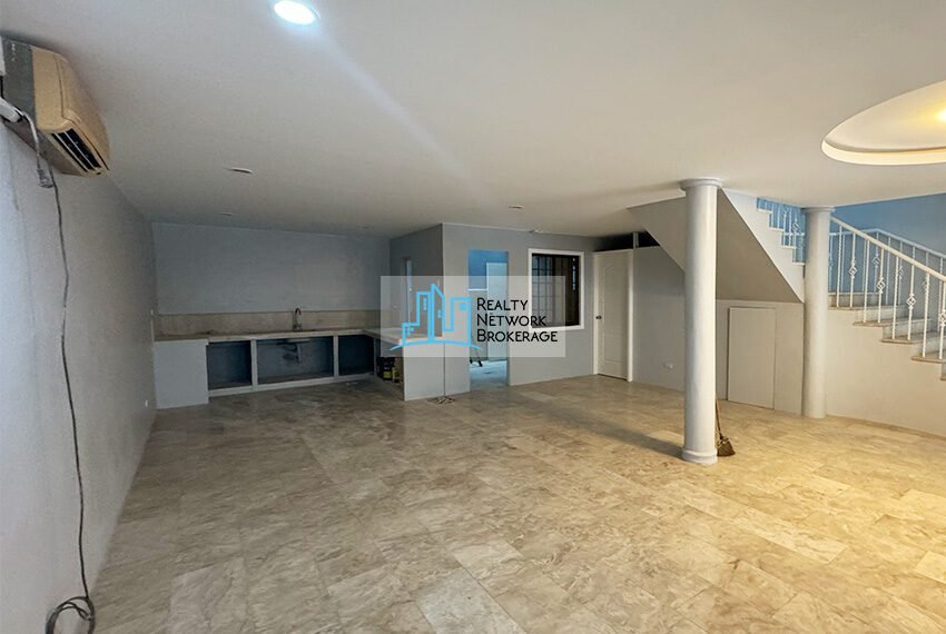 3 Bedroom Unit PIC 3