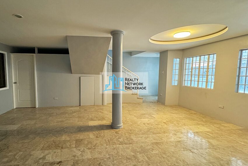 3 Bedroom Unit PIC 6