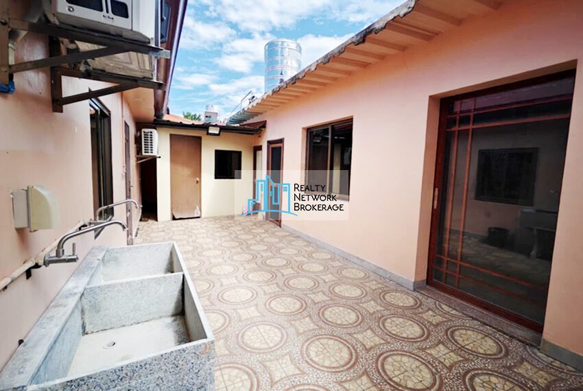 4 Bedroom House For Sale 2